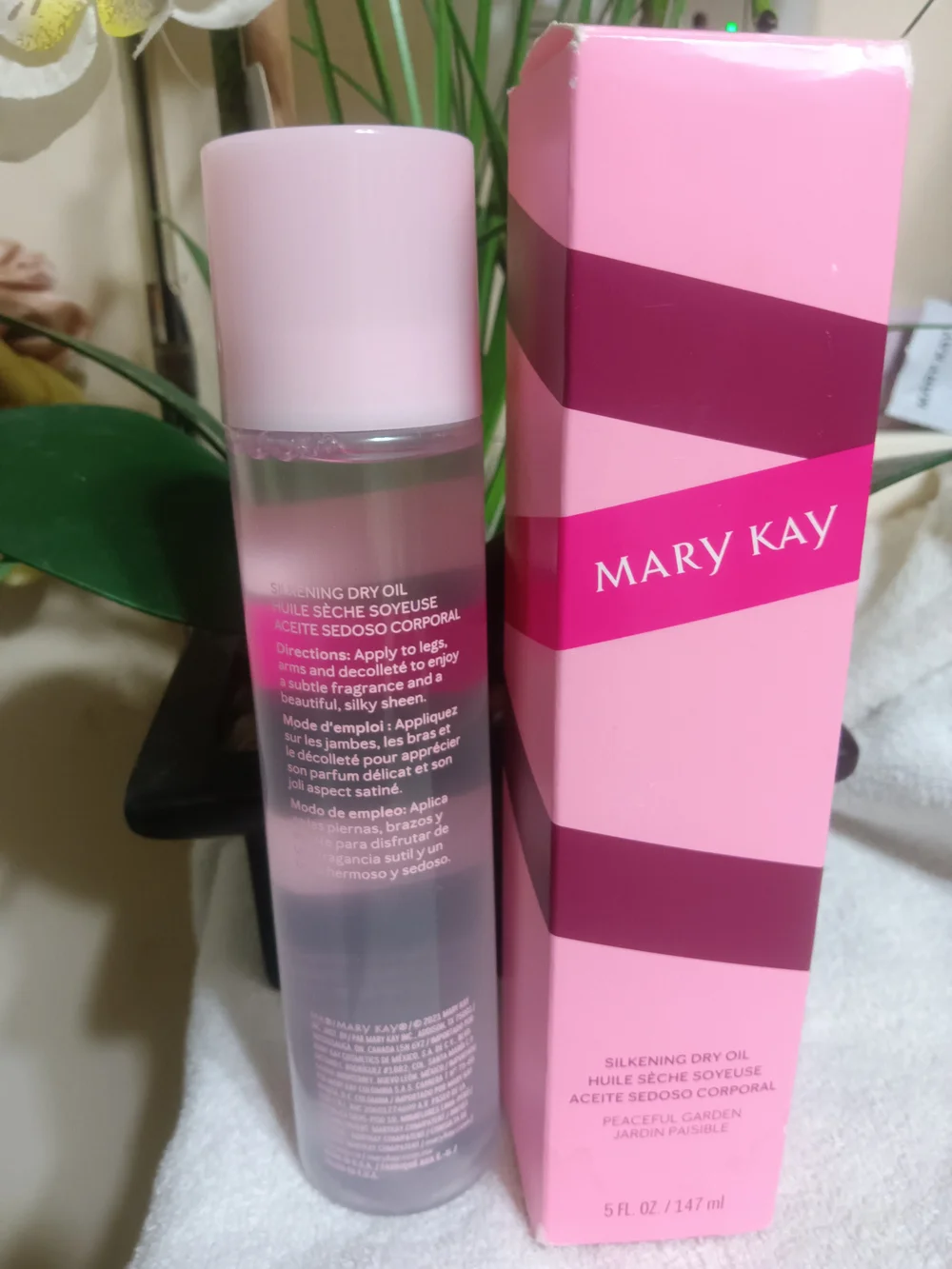 Mary Kay Silkening Dry Oil Spray - Pink